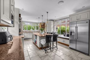 Photo 24- click for photo gallery